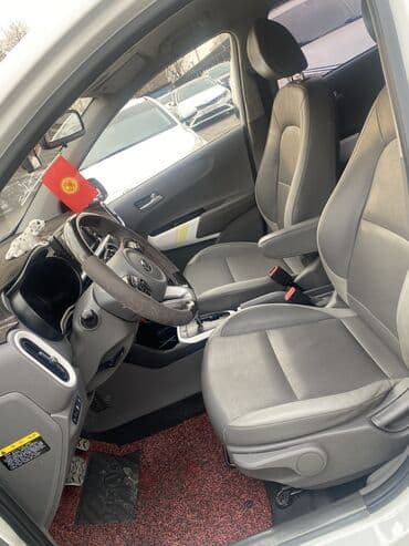 обмен машины ключ на ключ: Kia Morning: 2018 г., 1 л, Автомат, Бензиновая, Седан — 8