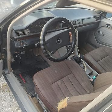 wuling mini ev: Mercedes-Benz W124: 1990 г., 2.5 л, Механика, Дизель, Седан — 2