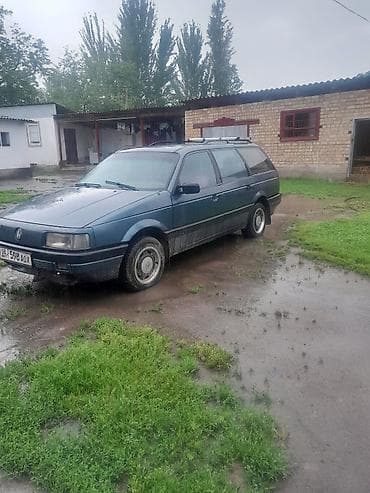Унаа сатуу: Volkswagen Passat Variant: 1988 г., Кол менен иштөөчү, Бензин, Универсал — 1