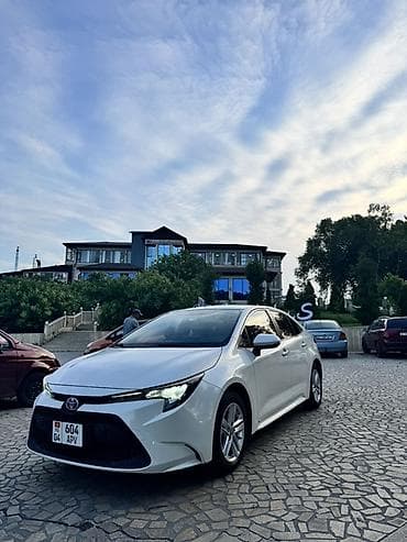 авто гибрид цена: Toyota Corolla: 2020 г., 1.8 л, Автомат, Гибрид, Седан — 8