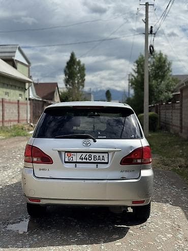 Toyota: Toyota Ipsum: 2002 г., 2.4 л, Автомат, Бензин, Минивэн — 6