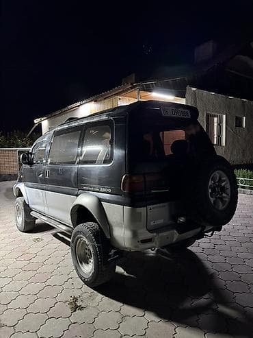 Mitsubishi Delica: 1994 г., 2.8 л, Автомат, Дизель, Вэн/Минивэн — 3