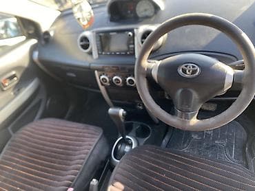 машина ист: Toyota Ist: 2003 г., 1.5 л, Автомат, Бензин, Хэтчбэк — 6