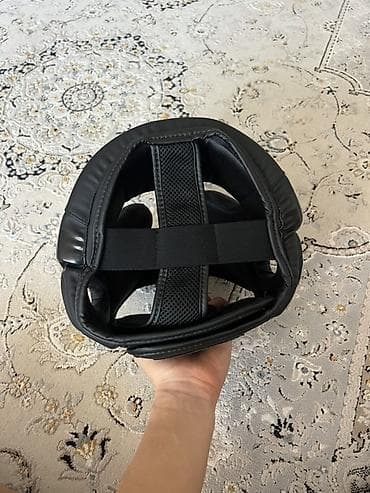 Спорт жана эс алуу: Боксерский шлем Venum, черный, размер L. Характеристики: - Полная — 4