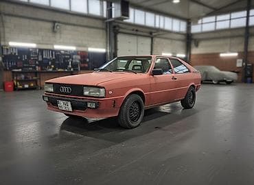 Представлен винтажный автомобиль Audi Coupe (B2), отличающийся