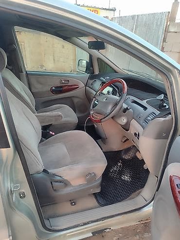 e53 4 8: Toyota Estima: 2001 г., 3 л, Автомат, Газ, Минивэн — 5