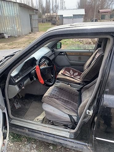 bmw 2: Mercedes-Benz W124: 1994 г., 2.2 л, Ручные, Бензин, Седан — 5