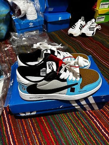 cactus jack: Мужские кроссовки, 37, Nike, Новый, цвет - Голубой — 2