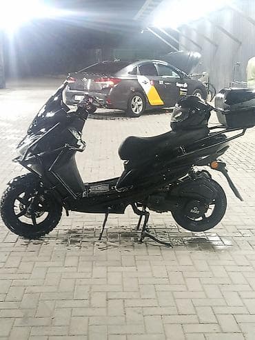 скутер новый: Макси-скутер Yamaha, 150 куб. см, Бензин, Новый — 7