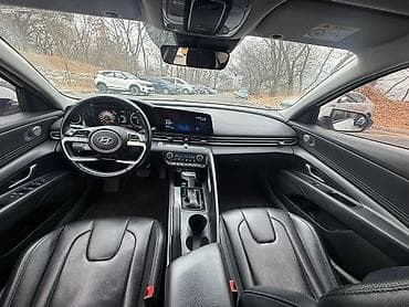 reno duster: Hyundai Elantra: 2021 г., Седан — 9