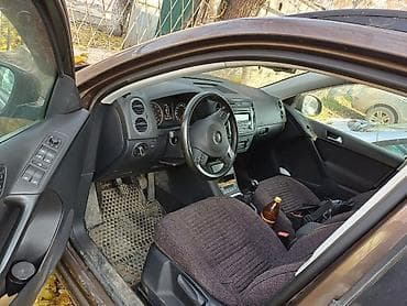 2 2дизель: Volkswagen Tiguan: 2015 г., 1.3 л, Механика, Бензин, Кроссовер — 6