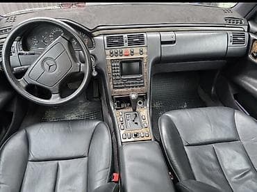 Продажа авто: Mercedes-Benz E-Class: 1997 г., 3.2 л, Автомат, Бензин, Седан — 5