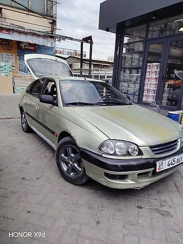 8: Toyota Avensis: 2000 г., 1.8 л, Механика, Бензин, Лифтбек — 2