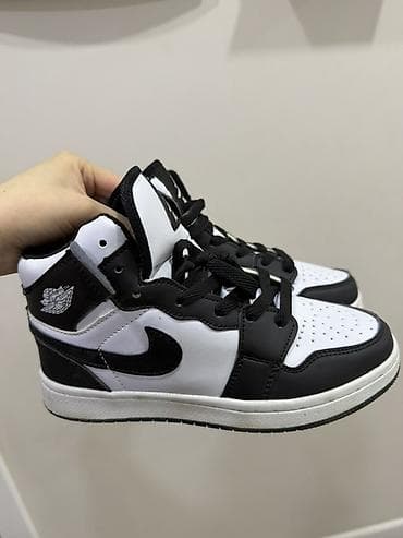 Сырткы кийимдер: Кроссовки Nike Air Jordan Mid (детские/женские, размер EU 36) За 350 — 2