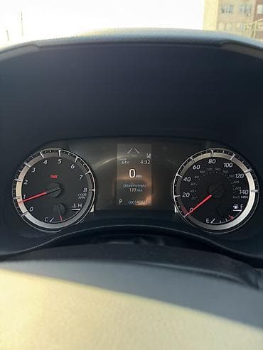 Toyota Highlander: 2021 г., 2.5 л, Автомат, Бензин, Кроссовер