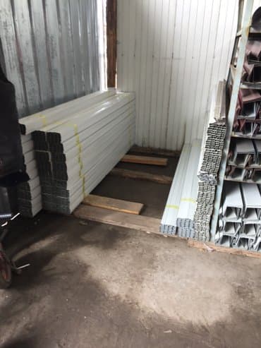 уголок металлический: Жестяные изделие конек 12х12, 15х15. жалоба сливы все цвета. джи — 6