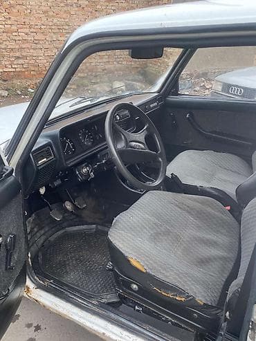 ваза: ВАЗ (ЛАДА) 2107: 2010 г., 1.6 л, Механика, Бензин, Седан — 4