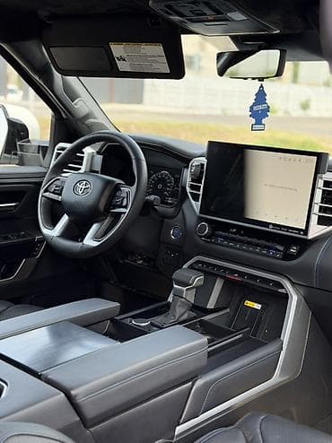 model y: Toyota Sequoia: 2023 г., 3.5 л, Автомат, Гибрид, Внедорожник — 8