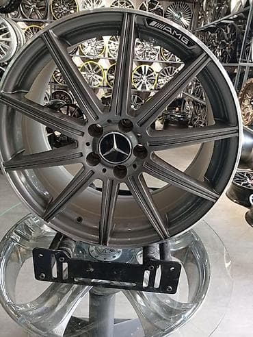 Литые Диски R 19 AMG, отверстий - 5