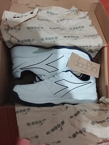 серая футболка мужская: Другая мужская одежда — 2