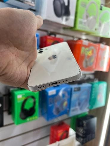айфону: IPhone 12, Белый — 3