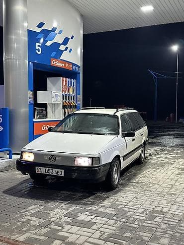 Транспорт: Volkswagen Passat Variant: 1991 г., 1.8 л, Механика, Бензин, Универсал — 10