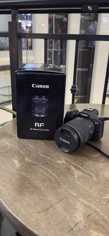 canon eos 4000d: Беззеркальная камера Canon EOS r50 с байонетом RF + зум‑объектив Canon — 1