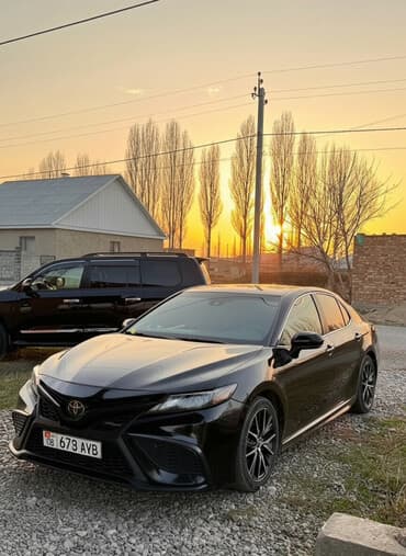 шипованная резина б у: Toyota Camry: 2021 г., 2.5 л, Автомат, Бензиновая, Седан — 1