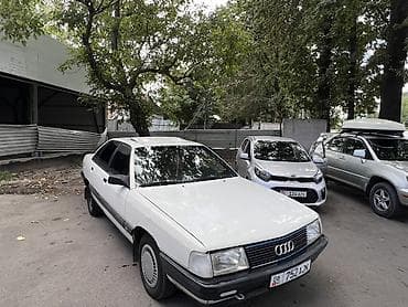 Audi 100: 1988 г., 1.8 л, Механика, Бензин, Седан — 5