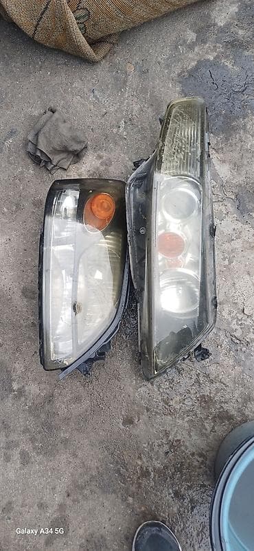 Алдыңкы оң фара Subaru 2001 г., Колдонулган, Оригинал