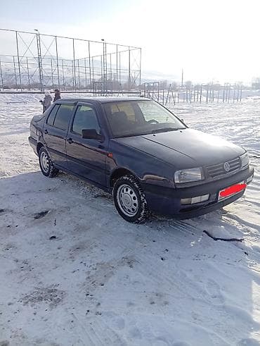 volkswagen 2019: Volkswagen Vento: 1993 г., 1.8 л, Механика, Бензин, Седан — 9