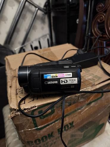 hd: Видеокамера Canon VIXIA HD Цена срочно 5000 сом окончательно - — 5