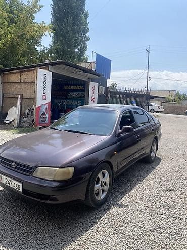 lexus js: Toyota Carina E: 1994 г., 1.6 л, Механика, Бензин, Лифтбек — 2