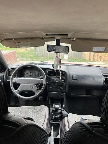 Volkswagen Passat Variant: 1988 г., 1.8 л, Кол менен иштөөчү, Бензин, Универсал — 8