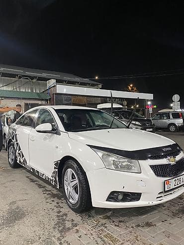 Chevrolet Cruze: 2012 г., 1.6 л, Автомат, Бензин, Седан — 5