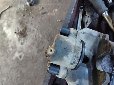 audi c4 2: Audi A4: 1995 г., 1.8 л, Механика, Бензин, Седан — 9