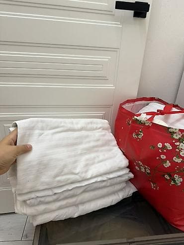 размер одеяла 2 х спального: Комплект белых текстильных полотен/простыней из плотного хлопка. Фирма — 1