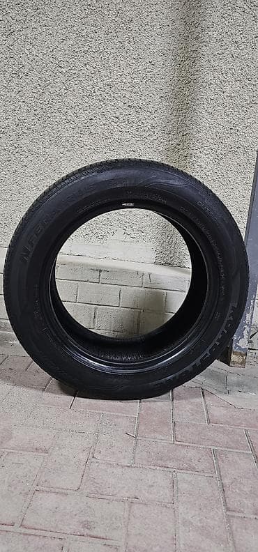 рисо: Шины 235 / 60 / R 18, Всесезонная, Б/у, Комплект, Внедорожные (АТ/МТ), Roadstone — 2