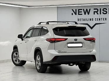 tayota yris: Toyota Highlander: 2020 г., 2.5 л, Автомат, Гибрид, Кроссовер — 2