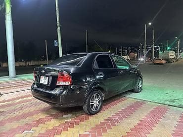 subaru 2018: Chevrolet Aveo: 2006 г., 1.2 л, Ручные, Бензин, Седан — 4