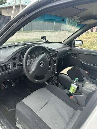 некия 2: Daewoo Nexia: 2010 г., 1.6 л, Механика, Бензин, Седан — 4