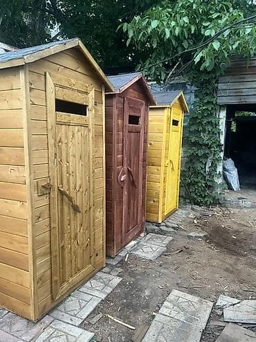 сухой манеж: Уличный туалет Деревянный туалет Дачный туалет Материалы сделан из — 4