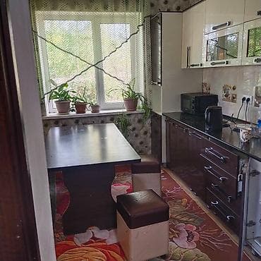 двухэтажные дома: 18 м², С мебелью — 7