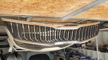 платья со шлейфом: Решетка радиатора Hyundai 2021 г., Б/у, Оригинал — 2