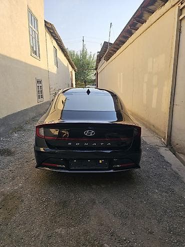Транспорт: Hyundai Sonata: 2022 г., 2 л, Автомат, Бензин, Седан — 4