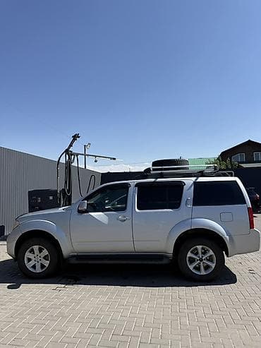 terrano 2: Nissan Pathfinder: 2008 г., 4 л, Автомат, Газ, Внедорожник — 5