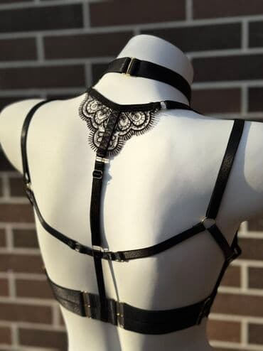 оборудование для нижнего белья: Комплект, Бюстгальтер, Стринги, Гипюр, С кружевом — 6