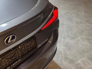 lynk ko: Lexus ES: 2019 г., 2.5 л, Автомат, Гибрид, Седан — 2