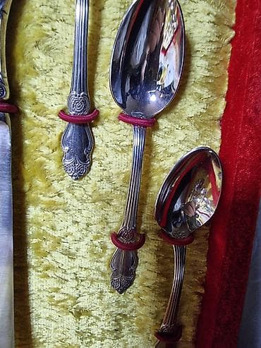 пользовались: СССР, МЕЛЬХИОРОВЫЙ Столовый набор в подарочном футляре Обсолютно — 5