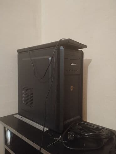 core i3: Компьютер, ядер - 4, ОЗУ 8 ГБ, Для несложных задач, Б/у, Intel Core i3, HDD + SSD — 1